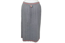 画像をギャラリービューアに読み込む, 極美品 THOM BROWNE トムブラウン 22SS プリーツ スカート FKK096A Y3009055 コットン グレー サイズ36 中古 4c070806