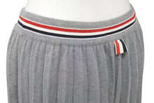 画像をギャラリービューアに読み込む, 極美品 THOM BROWNE トムブラウン 22SS プリーツ スカート FKK096A Y3009055 コットン グレー サイズ36 中古 4c070806