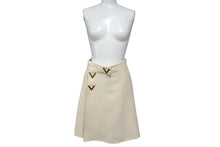 Load image into Gallery viewer, Valentino wool silk V gold knee skirt ウール シルク V金具 スカート ベージュ 38 RB3RA4E14FM 美品 中古 4c070810