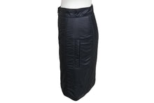 画像をギャラリービューアに読み込む, CHROME HEARTS クロムハーツ ダブルジップ キルティング クロスパッチ ナイロンスカート サイズS ダガージップ ブラック 美品 中古 4c070850