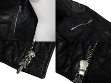 Load image into Gallery viewer, 極美品 CHROME HEARTS クロムハーツ クリティンレザー キルティングライダースジャケット サイズM JVP シルバ−925 中古 4c070853