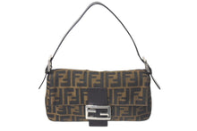 画像をギャラリービューアに読み込む, FENDI フェンディ マンマバケット ワンショルダーバッグ ズッカ柄 コットンキャンバス レザー シルバー金具 ブラウン 美品 中古 4c075874