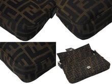 画像をギャラリービューアに読み込む, FENDI フェンディ マンマバケット ワンショルダーバッグ ズッカ柄 コットンキャンバス レザー シルバー金具 ブラウン 美品 中古 4c075874