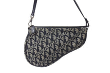 画像をギャラリービューアに読み込む, Christian Dior クリスチャンディオール トロッター サドルポーチ ロゴ アクセサリーポーチ 総柄 ブラック シルバー金具 MC1013 美品 中古 4c070880