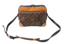 Load image into Gallery viewer, LOUIS VUITTON ルイヴィトン ナイルメッセンジャー PM ショルダーバッグ ダミエジャイアント NIGO N40359 ブラウン 美品 中古 4c070883