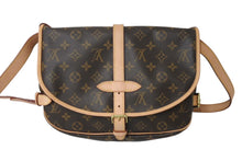 Load image into Gallery viewer, 新品同様 LOUIS VUITTON ルイヴィトン ソミュール30 ショルダーバッグ ブラウン モノグラム ロゴ 斜めがけ M42256 中古 4c070978