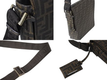 画像をギャラリービューアに読み込む, FENDI フェンディ ショルダーバッグ ズッカ柄 総柄 7VA215 ブラウン PVC レザー ゴールド金具 美品 中古 4c070993