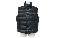 Load image into Gallery viewer, 極美品 MONCLER モンクレール ダウンベスト コルビエール CORBIER グリーン ブラック ポリエステル サイズ2 43304/50/54218 中古 4c071002