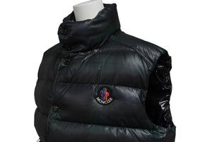 極美品 MONCLER モンクレール ダウンベスト コルビエール CORBIER グリーン ブラック ポリエステル サイズ2 43304/50/54218 中古 4c071002