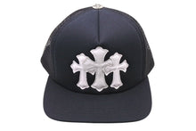 画像をギャラリービューアに読み込む, 新品未使用 CHROME HEARTS クロムハーツ トラッカーキャップ CHクロスパッチ ONE SIZE メッシュ ブラック ホワイト シルバー925 中古 4c071032