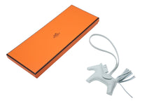 Load image into Gallery viewer, 新品未使用 HERMES エルメス ロデオPM チャーム ストラップ ヴェールペパーミント アニョーミロ W刻印 2024年製 中古 4c071040