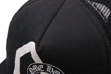 画像をギャラリービューアに読み込む, CHROME HEARTS クロムハーツ ドーバーストリートマーケット トラッカーキャップ CHロゴ刺繍 クロスボール シルバー 925 ブラック 美品 中古 4c071072