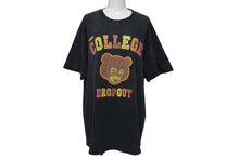 Load image into Gallery viewer, KANYE WEST THE COLLEGE DROP OUT カニエ ウェスト ザ コレッジ ドロップアウト 半袖Tシャツ サイズ L ブラック 美品 中古 4c071133