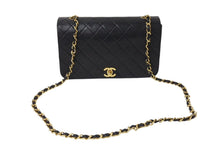 Load image into Gallery viewer, CHANEL シャネル マトラッセ フルフラップチェーンショルダーバッグ ココマーク 1番台 ラムスキン ブラック ゴールド 美品 中古 4c071163
