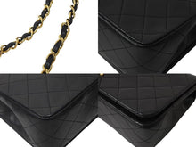 Load image into Gallery viewer, CHANEL シャネル マトラッセ フルフラップチェーンショルダーバッグ ココマーク 1番台 ラムスキン ブラック ゴールド 美品 中古 4c071163