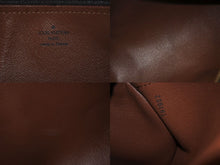 Load image into Gallery viewer, 極美品 LOUIS VUITTON ルイヴィトン パピヨン26 ハンドバッグ M51366 モノグラム ブラウン ゴールド金具 中古 4c071224