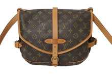 Load image into Gallery viewer, LOUIS VUITTON ルイヴィトン ソミュール30 ショルダーバッグ ブラウン モノグラム ロゴ 斜めがけ M42256 美品 中古 4c071226