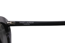 Load image into Gallery viewer, SAINT LAURENT サンローラン ハートレンズ サングラス SL181 LOULOU 001 プラスチック ブラック 54□21-145 美品 中古 4c071360