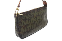 Load image into Gallery viewer, LOUIS VUITTON ルイヴィトン ポシェットアクセソワールモノグラムグラフィティ M92191 ハンドバッグ カーキ 中古 4c071394