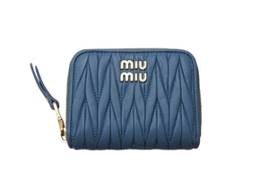 MIU MIU ミュウミュウ leather zip around wallet レザー ジップアラウンド キルティング 財布 ブルー 美品 中古 4c071406