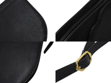 Load image into Gallery viewer, YVES SAINT LAURENT イヴサンローラン ショルダーバッグ YSL ロゴ ブラック ゴールド レザー 美品 中古 4c071415