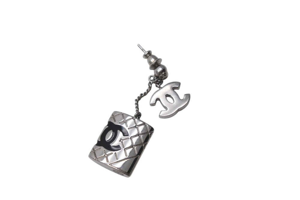 CHANEL Earrings Both Ears Here Mark Dangle 95C Made in Italy Metal Silver Black Silver Hardware Good Condition Used 4c071430