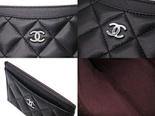 Load image into Gallery viewer, CHANEL シャネル ラムスキン タイムクラシック マトラッセ カードケース ブラック ランダム 美品 中古 4c071508