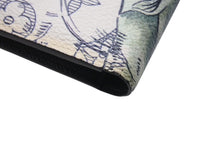Load image into Gallery viewer, LOUIS VUITTON ルイヴィトン モノグラムサバンナ ポルトフォイユミュルティプル 二つ折り財布 チャップマンブラザーズ M62607 ホワイト PVC 美品 中古 4c071515
