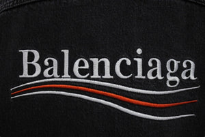 極美品 BALENCIAGA バレンシアガ キャンペーンロゴ デニムジャケット 534551 サイズ44 ブラック コットン ロゴ刺繍 中古 4c071523