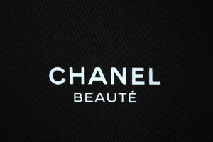 新品未使用 CHANEL シャネル ポーチ 巾着 ブランドロゴ キャンバス ブラック ホワイト 4c071559