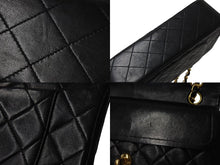 Load image into Gallery viewer, CHANEL シャネル マトラッセ23 Wフラップ チェーン ショルダーバッグ ラムスキン 2番台 ブラック ゴールド金具 美品 中古 4c071593