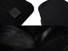 Load image into Gallery viewer, CHANEL シャネル ポーチ スポーツライン ココマーク 7番台 ブラック ナイロン ブラック金具 ロゴ 美品 中古 4c071596
