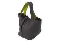 Load image into Gallery viewer, HERMES エルメス ピコタンPM ハンドバッグ トリヨンクレマンス モカ アニスグリーン □I刻印 シルバー金具 美品 中古 4c071597