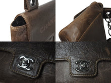 Load image into Gallery viewer, CHANEL シャネル チェーンショルダーバッグ アイコンモチーフ クルーズライン 8番台 2003年 ブラウン シルバー 美品 中古 4c071624