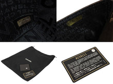 Load image into Gallery viewer, CHANEL シャネル チェーンショルダーバッグ アイコンモチーフ クルーズライン 8番台 2003年 ブラウン シルバー 美品 中古 4c071624