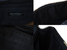 Load image into Gallery viewer, 極美品 CHANEL シャネル パッチワーク ツイード チェーンショルダーバッグ 16番台 シルバー金具 ココマーク ロゴ マルチ 中古 4c071627