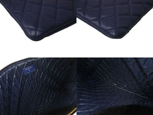 Load image into Gallery viewer, 極美品 CHANEL シャネル クラッチバッグ 22番台 ココマーク キルティング キャンバス ネイビー シルバー金具 中古 4c071628