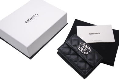 新品未使用 CHANEL シャネル シャネル19 スモールフラップ ウォレット AP3711 三つ折り財布 ココマーク ブラック キャビアスキン 中古 4c071641