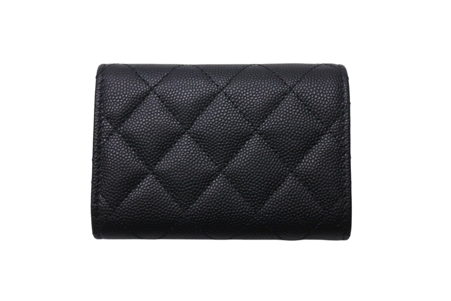 新品未使用 CHANEL シャネル シャネル19 スモールフラップ ウォレット AP3711 三つ折り財布 ココマーク ブラック キャビアスキン 中古  4c071641 – Casanova Vintage