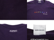 Load image into Gallery viewer, VETEMENTS ヴェトモン BEVERLY HILLS スウェット LA限定 パープル ビバリーヒルズ 刺繍 サイズL 美品 中古 4c071687