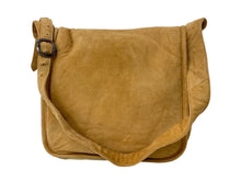 画像をギャラリービューアに読み込む, CHROME HEARTS クロムハーツ ムートン ソフトショルダーバッグ ダガージップ ベージュ シルバー925 美品 中古 4c071736