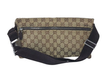 Load image into Gallery viewer, GUCCI グッチ ウエストバッグ ショルダーバッグ 28566 GGキャンバス ベージュ ブラウン シルバー 金具 良品 中古 4c071757