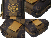 Load image into Gallery viewer, 極美品 LOUIS VUITTON ルイヴィトン モノグラム ダブル フォンポーチ LVメイド ミニショルダーバッグ M81005 PVC レザー ブラウン 中古 4c071763