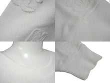 Load image into Gallery viewer, CHANEL シャネル スウェット ココマーク クルーズライン 20C ホワイト CCロゴアップリケ BIGスウェット コットン サイズXL 美品 中古 4c071826