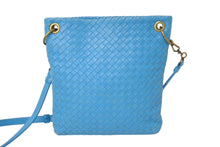 画像をギャラリービューアに読み込む, BOTTEGA VENETA ボッテガヴェネタ イントレチャート ショルダーバッグ レザー ブルー アンティークゴールド金具 美品 中古 4c071846