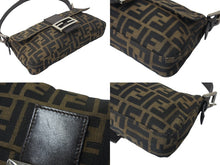 画像をギャラリービューアに読み込む, FENDI フェンディ マンマバケット ワンショルダーバッグ ズッカ柄 コットンキャンバス レザー シルバー金具 ブラウン 美品 中古 4c071854
