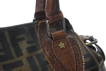 画像をギャラリービューアに読み込む, FENDI フェンディ ズッカ柄 エトニコ マンマバケット ハンドバッグ ブラウン ロゴ キャンバス レザー 美品 中古 4c071859