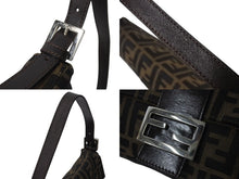 画像をギャラリービューアに読み込む, FENDI フェンディ マンマバケット ワンショルダーバッグ ズッカ柄 コットンキャンバス レザー シルバー金具 ブラウン 美品 中古 4c071884