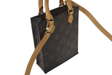 Load image into Gallery viewer, 新品同様品 LOUIS VUITTON ルイヴィトン プティットサックプラ ハンドバッグ M69442 2WAY モノグラム ブラウン ゴールド金具 中古 4c071893