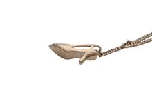 Load image into Gallery viewer, 新品同様 CHANEL シャネル ココマーク ラインストーン パンプス ネックレス 重量約7g 05A メタル ゴールド ロゴ アクセサリー 中古 4c071947
